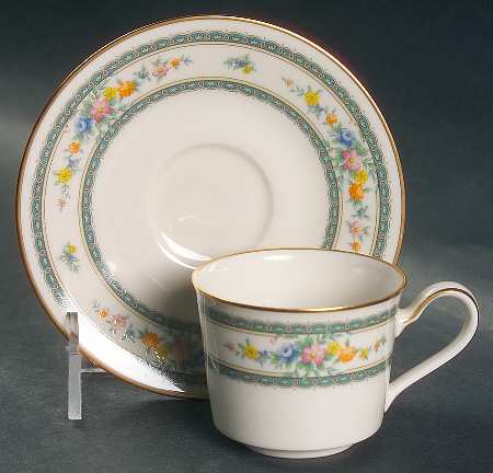 Amenity Footed Demitasse Cup & Saucer Set