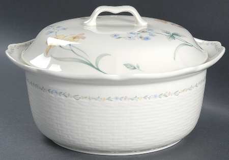 American Flowers 3 Qt Rd Covered Casserole (Uses RV10S as Base)