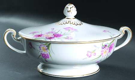 Amherst Gold Trim Round Covered Vegetable