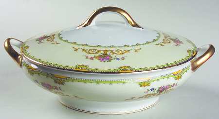 Amorosa Round Covered Vegetable