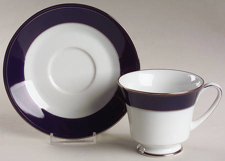 Amsterdam Footed Cup & Saucer Set