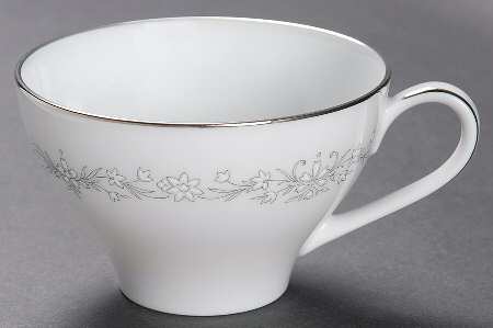Amy Flat Cup