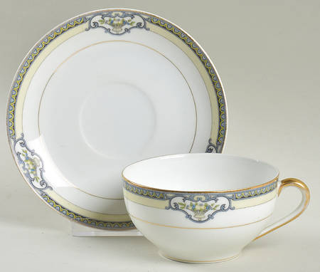 Anamosa Flat Cup & Saucer Set
