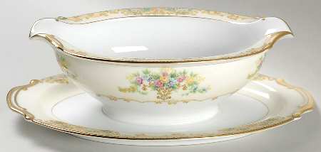 Ancona Gravy Boat with Attached Underplate