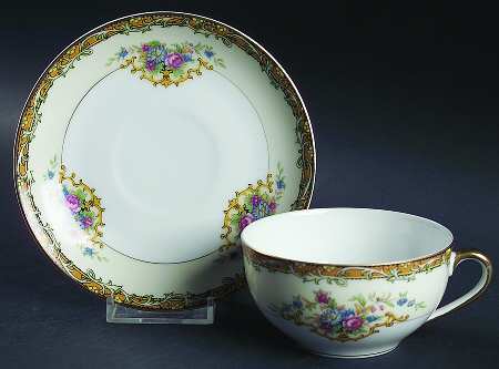 Andalia Flat Cup & Saucer Set