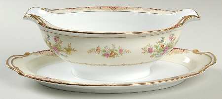 Andrea Gravy Boat with Attached Underplate