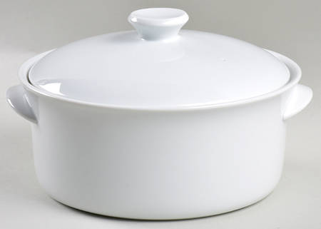 Angela White 2 Qt Round Covered Casserole
