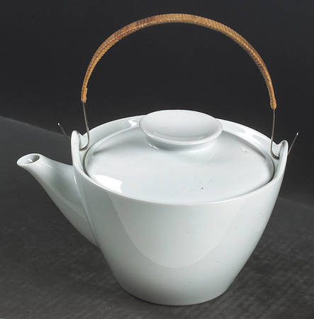 Angela White Teapot & Lid with Removable Top Handle