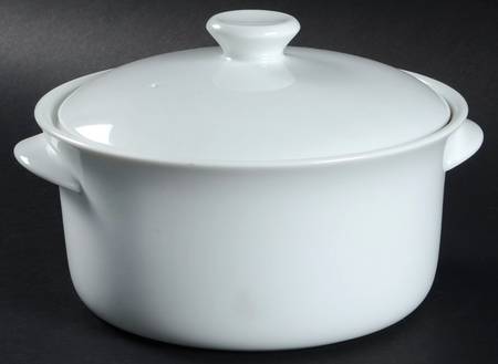 Angela White 1 Qt Round Covered Casserole