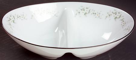 Annabelle 10" Oval Divided Vegetable Bowl