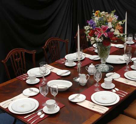 Anticipation 45 Piece Estate Set