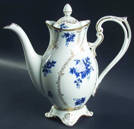 Antiquity Coffee Pot & Lid