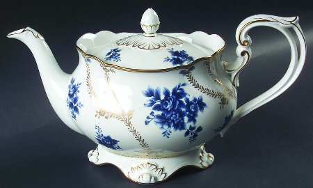 Antiquity Teapot & Lid