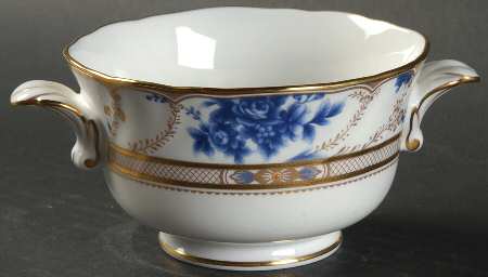Antiquity Footed Cream Soup Bowl