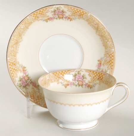Antonia Footed Cup & Saucer Set