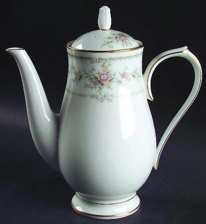 Applique Coffee Pot & Lid