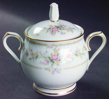 Applique Sugar Bowl & Lid
