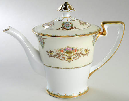 Arabella Teapot & Lid