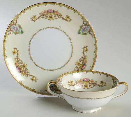 Arabella Footed Cream Soup Bowl & Saucer Set