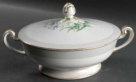 Arcadia Round Covered Vegetable