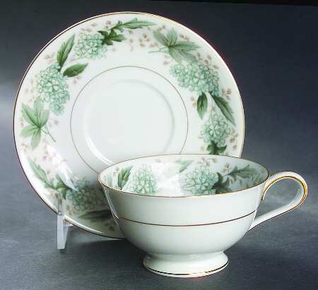 Argyle Footed Cup & Saucer Set
