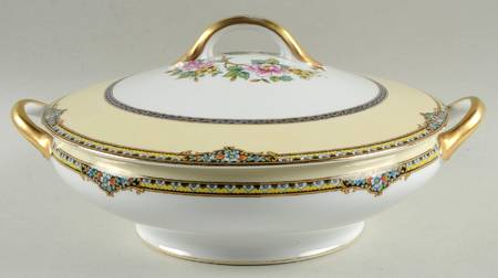 Argosy Round Covered Vegetable
