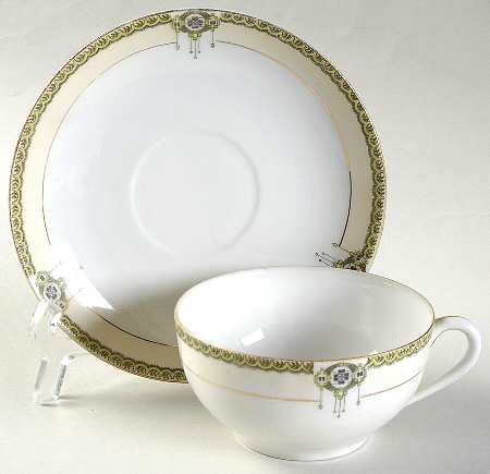Argonne Flat Cup & Saucer Set