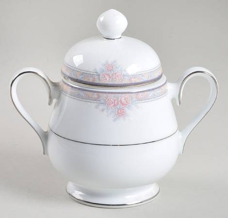 Arlington Heights Sugar Bowl & Lid