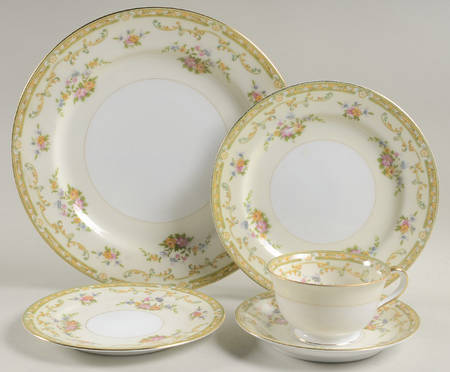 Arlene 5 Piece Place Setting