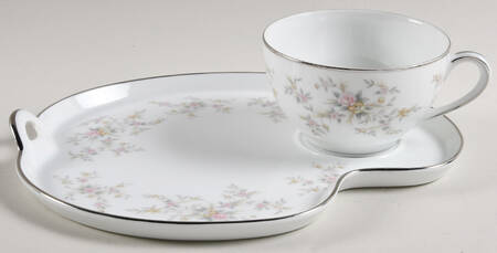 Arlene Snack Plate & Cup Set