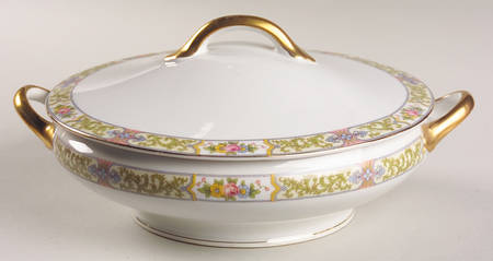 Arleigh Round Covered Vegetable