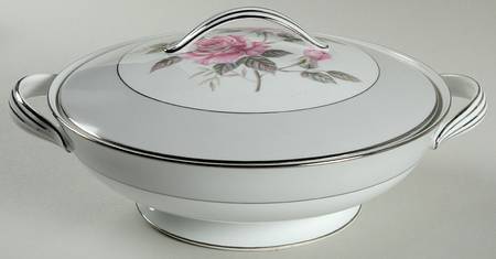 Arlington Round Covered Vegetable