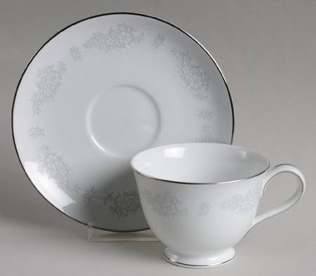 Armand Footed Cup & Saucer Set