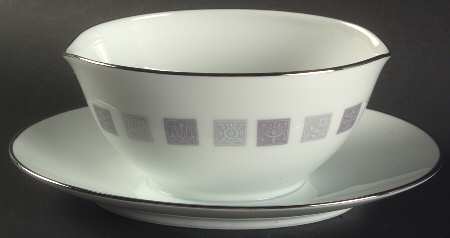 Arroyo Gravy Boat with Attached Underplate