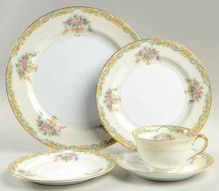 Arvana 5 Piece Place Setting