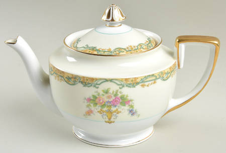 Arvana Teapot & Lid