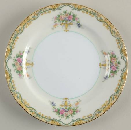Arvana Luncheon Plate