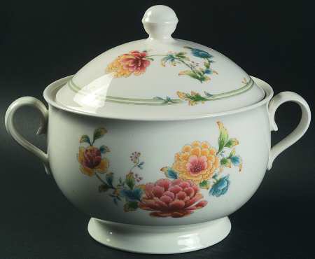 Asian Bouquet 2 Qt Round Covered Casserole