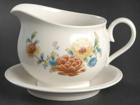Asian Bouquet Gravy Boat with Attached Underplate