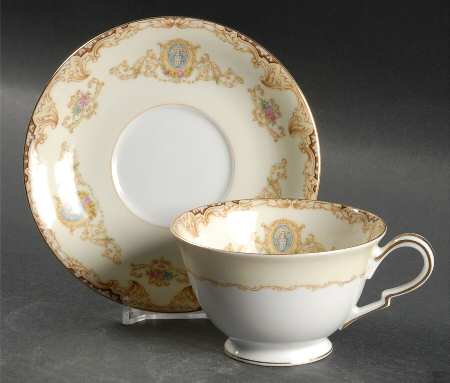 Ascalon Footed Cup & Saucer Set
