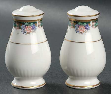 Ashbury Salt & Pepper Set