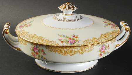 Ashford Round Covered Vegetable