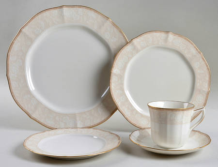 Ashland 5 Piece Place Setting by Noritake