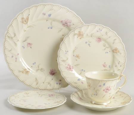 Astair 5 Piece Place Setting
