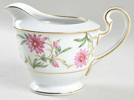 Astoria Creamer