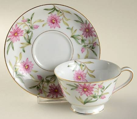 Astoria Footed Cup & Saucer Set