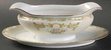 Athena Gravy Boat with Attached Underplate