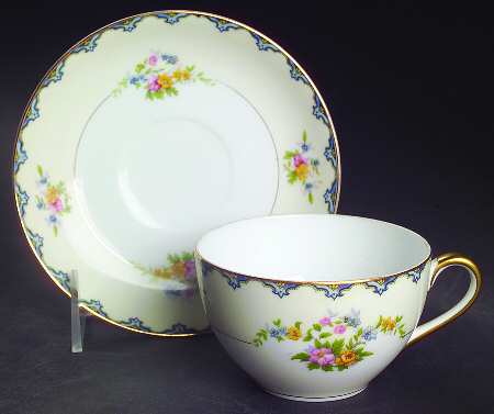 Athlone Flat Cup & Saucer Set
