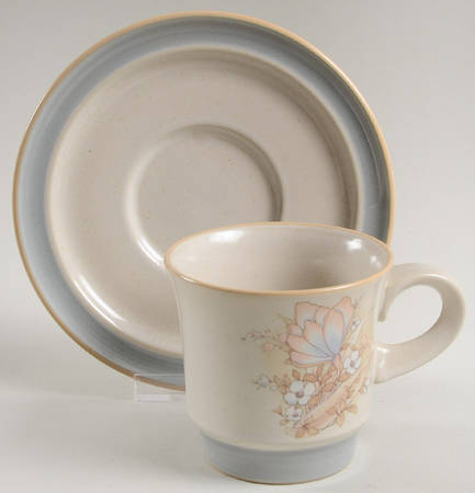 Autumn Day Flat Cup & Saucer Set