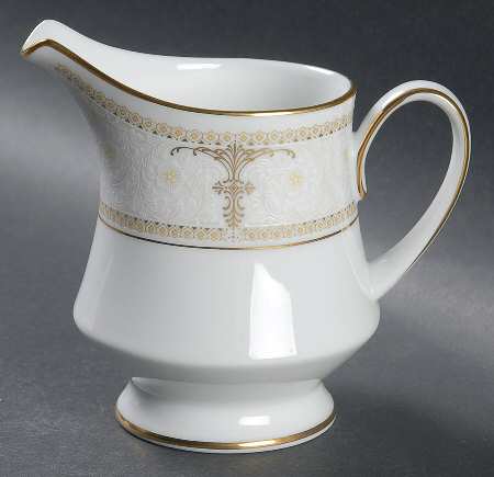 Aurelia Creamer